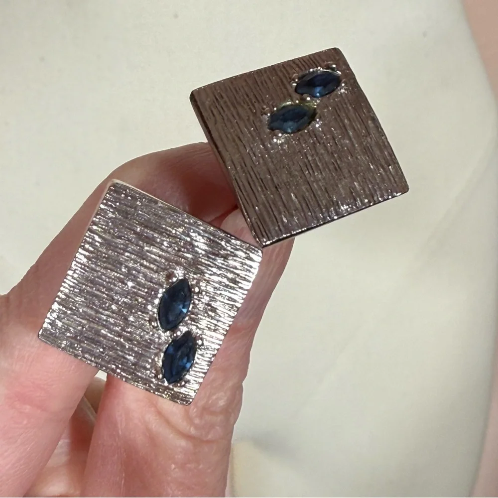 Vintage 1940- 60 Swank Art deco silver Blue Marquise stone Square cuff links